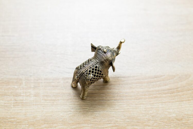 Elefante de metal - Imagen 2