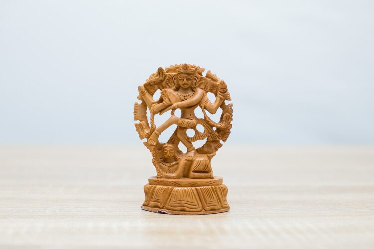 Shiva de madera