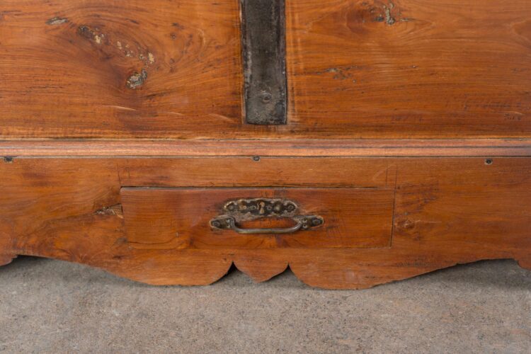 Baúl antiguo de madera - Imagen 3