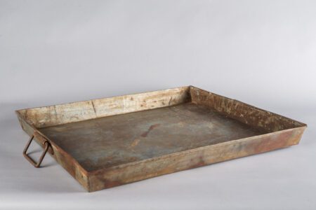 Bandeja rectangular de metal