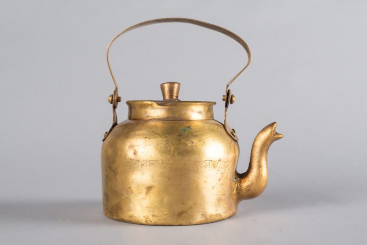 Tetera decorativa en Bronce - Imagen 4