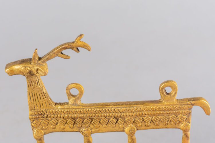 Perchero de bronce Venado 4 ganchos - Imagen 4