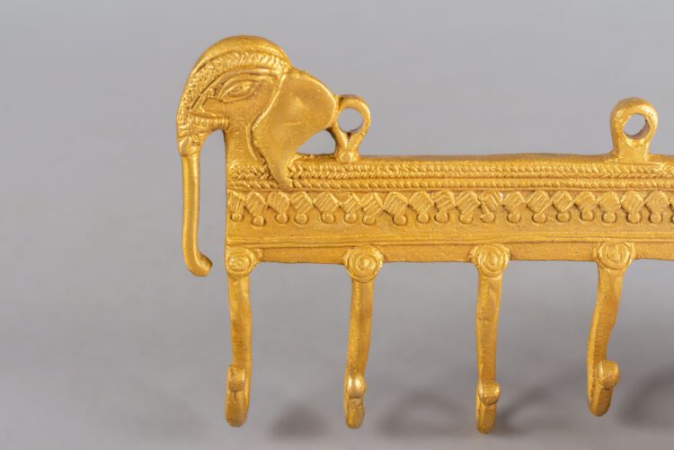 Perchero de bronce Elefante 7 ganchos - Imagen 4