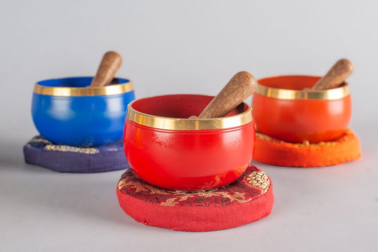 Cuencos tibetanos colores 8cms diametro - Imagen 4