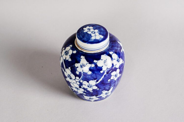 Jarrón Chino Azul Diseño Flores - Imagen 2