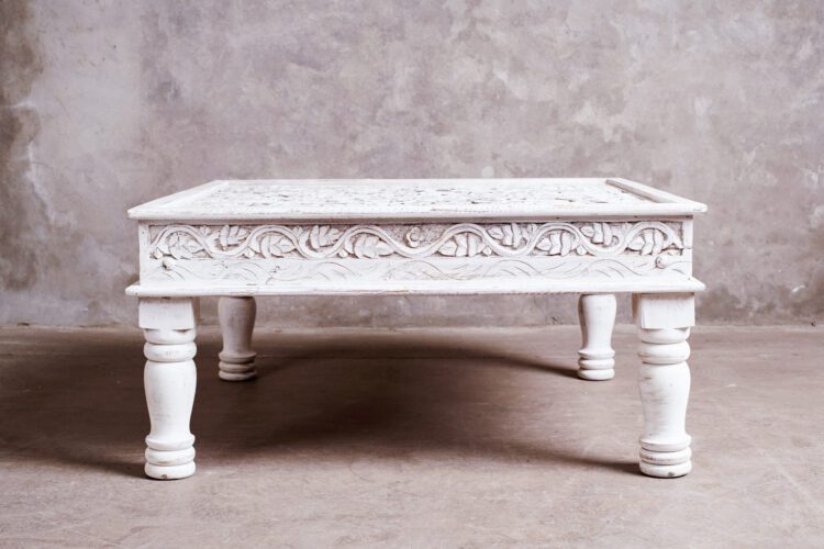 Mesa Cuadrada  TalladaBlanca