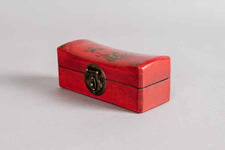 Caja Cuerina Almohada China - Imagen 3