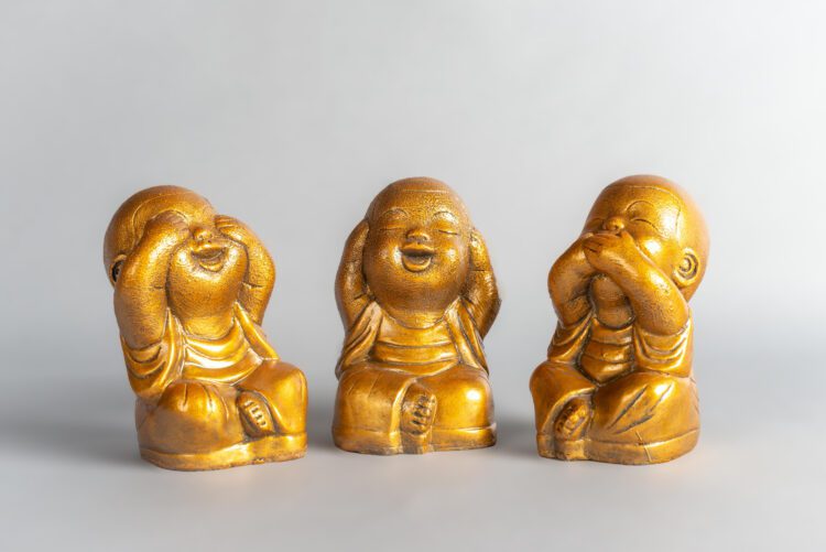 Trio Monjes Sabios
