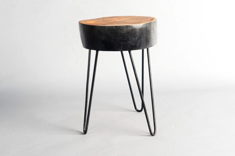 Mesa pedestal redonda con fierro