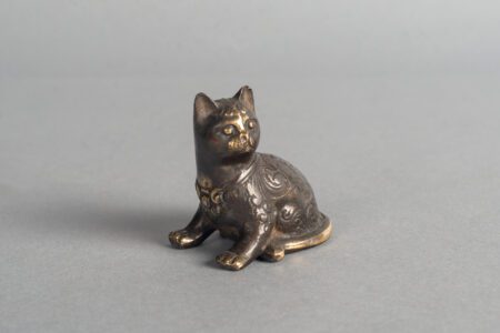 Gato en Bronce Sentado