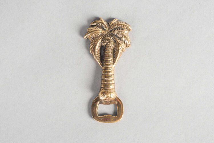 Abre Botellas en Bronce Palmera