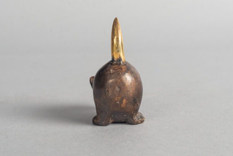 Conejo en Bronce - Imagen 2