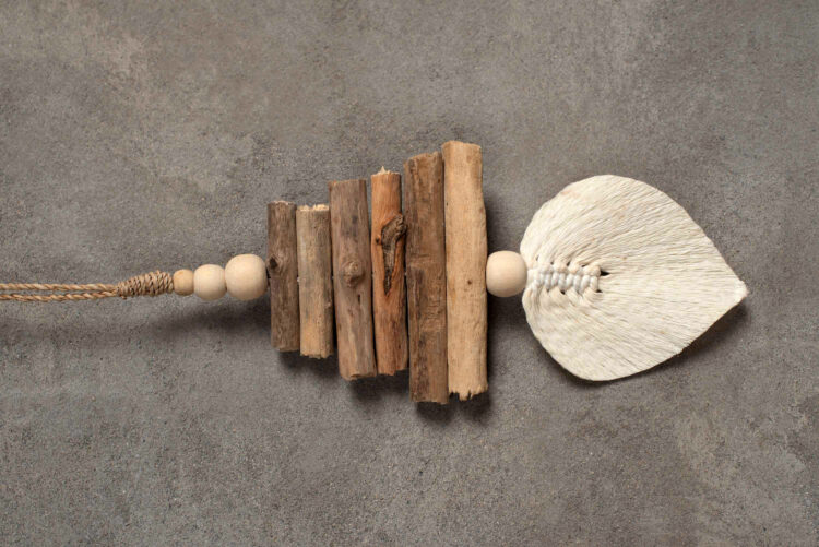 Cuelga Simple Madera y Corazon Blanco - Imagen 4