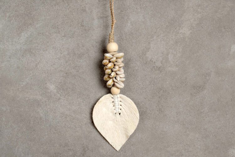 Cuelga Simple Conchas Corazon y Cordel - Imagen 7