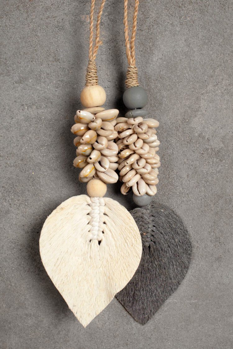 Cuelga Simple Conchas Corazon y Cordel - Imagen 2