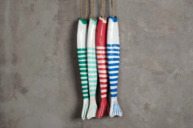 Pescados Colgantes de Colores - Imagen 15