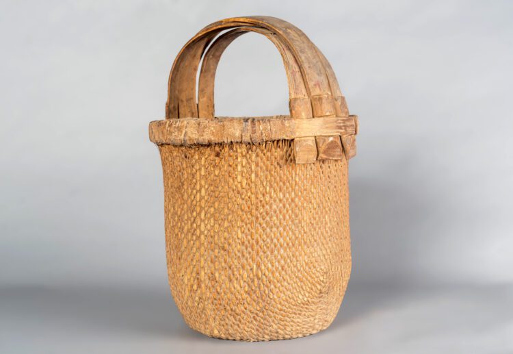 Canastos Antiguos de Rattan - Imagen 2