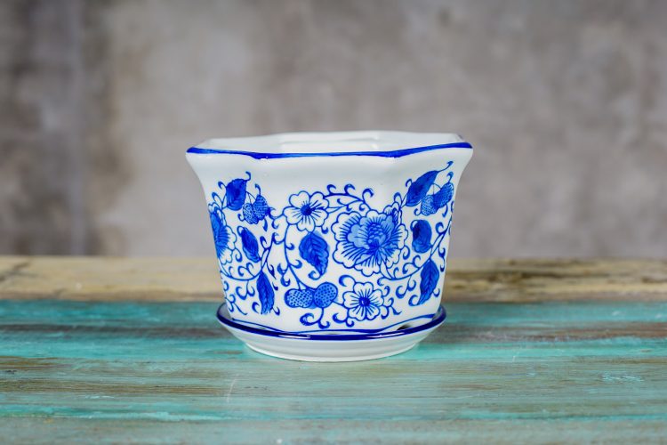 Macetero con plato, borde irregular , Diseño ramas/Flores - Imagen 2
