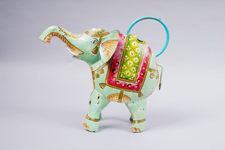 Regadera Elefante Metal Pintado - Imagen 4