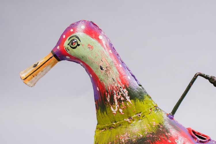 Regadera Pato de Metal Pintado - Imagen 7