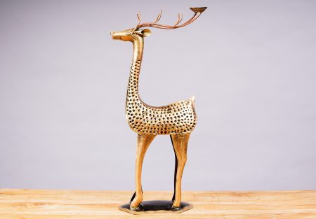 Venado Porta Vela Parado