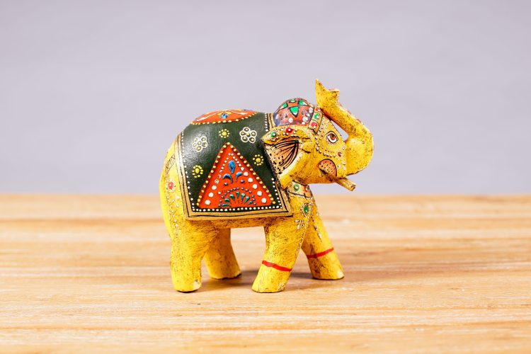 Elefante Madera Pintado (3 colores) - Imagen 5