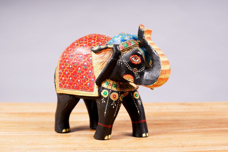Elefante Mediano Madera Pintado (3 colores) - Imagen 9