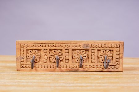 Perchero Madera Tallado 4 Ganchos